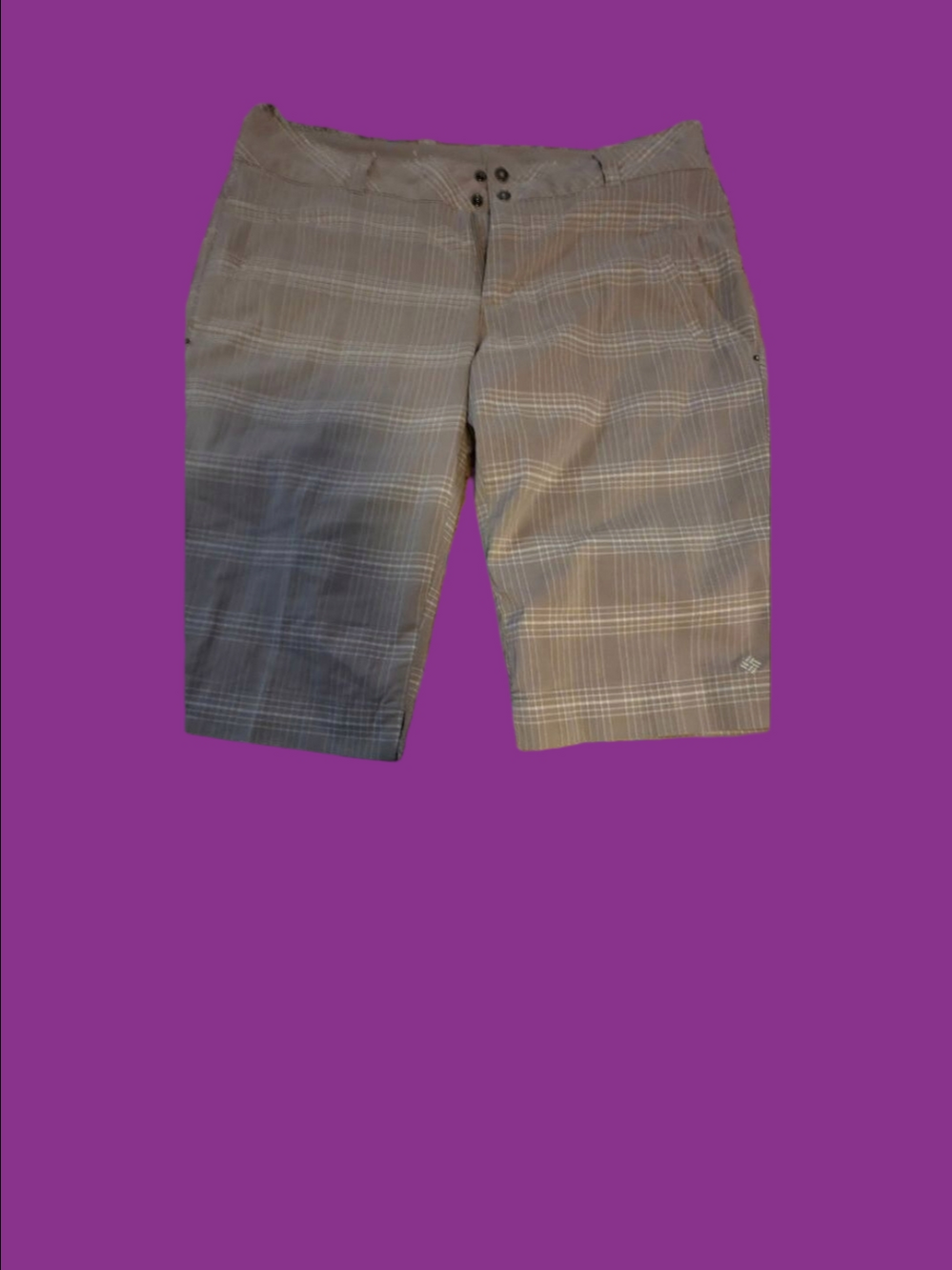 4/$25 Deal! Columbia  Tan Plaid Shorts with White Accents